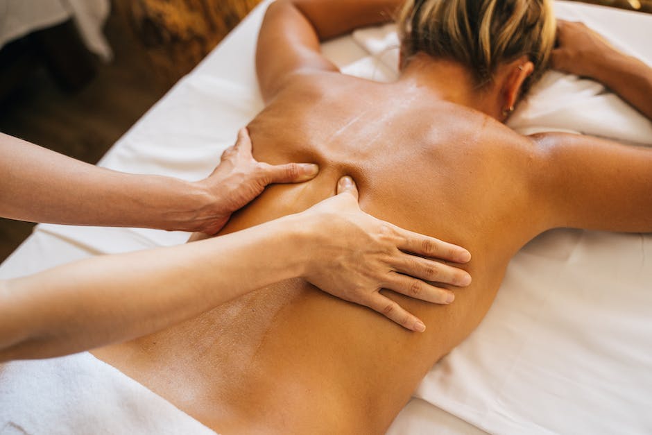 Jak różne rodzaje masaży wpływają na nasze samopoczucie i zdrowie?