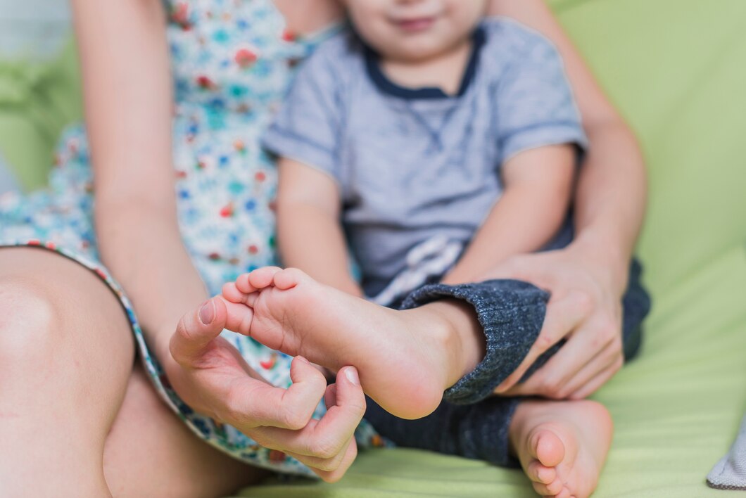 Jak sandały dla dzieci wpływają na prawidłowy rozwój stóp?